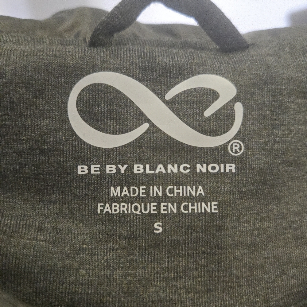 Blanc Noir Charcoal Hoodie Size S - Picture 6 of 6
